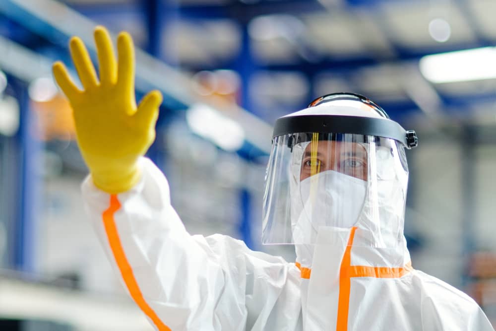 The Risks Of Listening To Music In Industrial Cleaning Environments